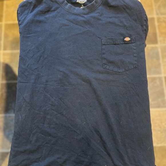 Two t shirts fire - Picture 5 of 5